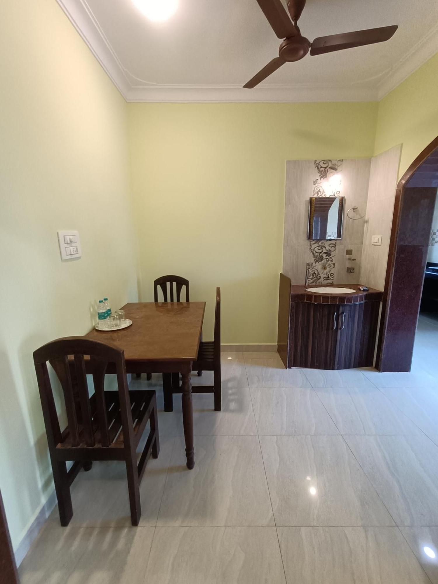 Pappa'S Guest House Arambol Exterior photo