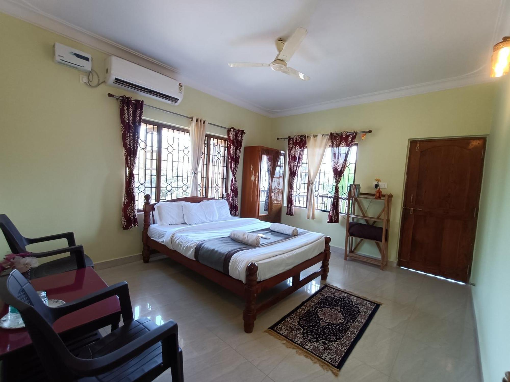 Pappa'S Guest House Arambol Exterior photo